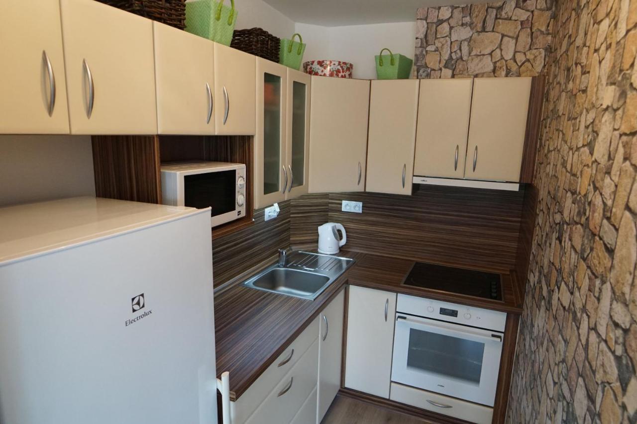 Apartman Mokra Luka 02 Trebon Apartment Екстериор снимка
